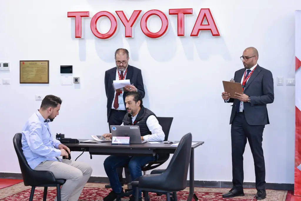 تويوتا ليبيا تنظّم مسابقة مهارات المبيعات لتعزيز جودة الخدمة والارتقاء بتجربة العملاء 28 590082110 1233879322122596 1333757467025196817 n