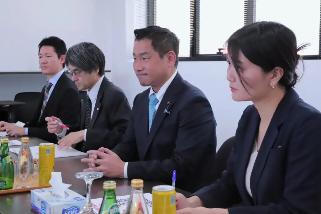 A Delegation from Japan’s Ministry of Foreign Affairs Visits Toyota Libya’s Headquarters in Misrata 15 01 IMG 8635